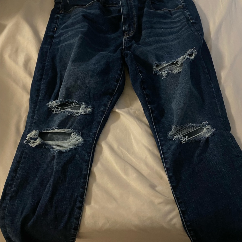 Size 16 cropped. American Eagle Jeans